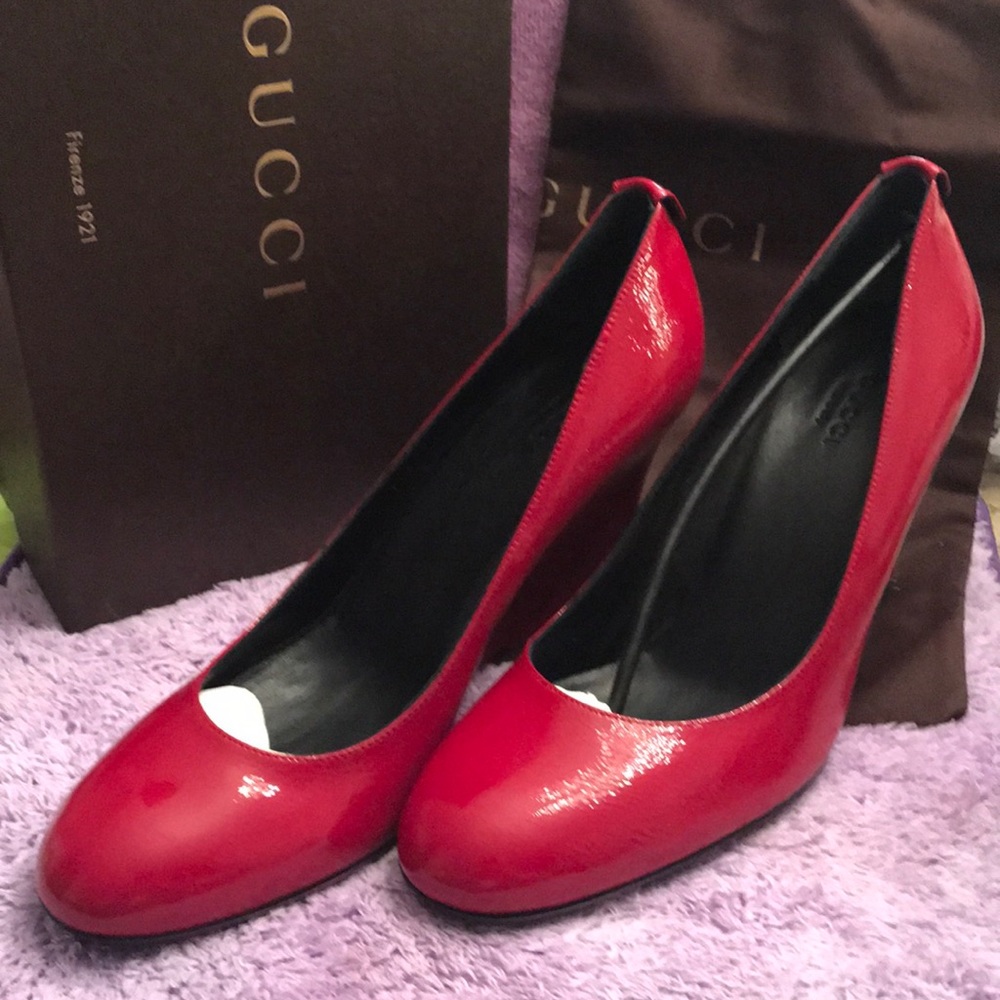 Gucci Authentic Carpet Red  Wedge Heels 39